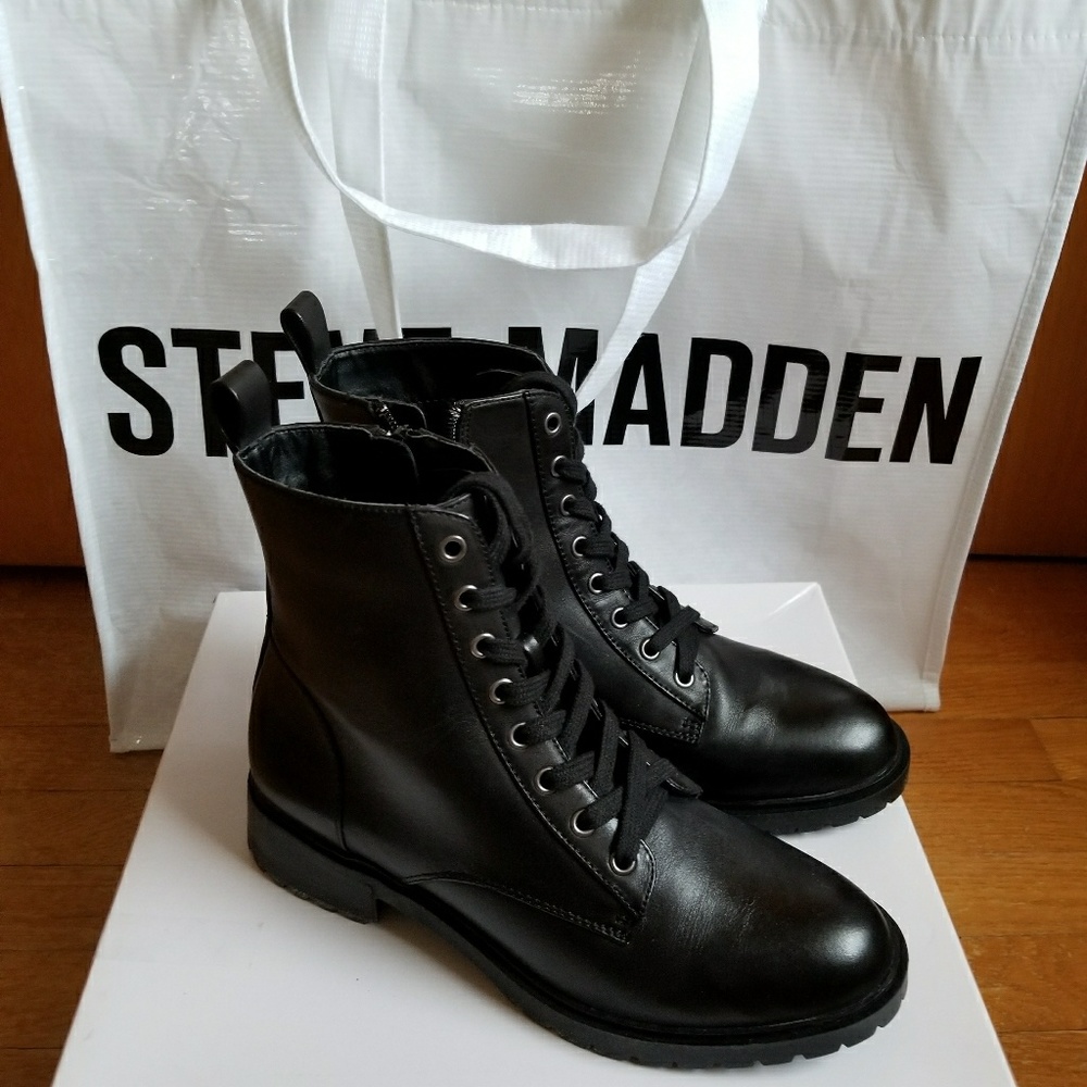Steve Madden Officer Bootie (no box)